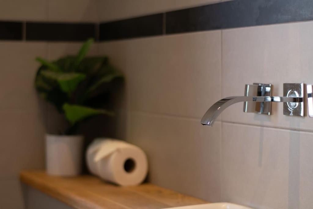 Edge14- Spacious, Stylish And Near The Beach! Ньюки Экстерьер фото
