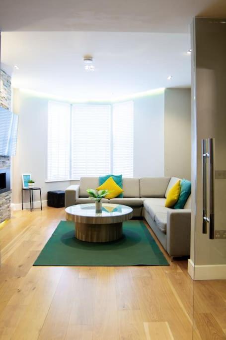 Edge14- Spacious, Stylish And Near The Beach! Ньюки Экстерьер фото
