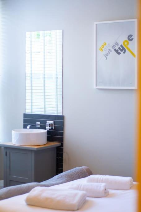 Edge14- Spacious, Stylish And Near The Beach! Ньюки Экстерьер фото
